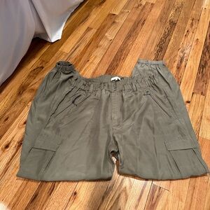 NWOT 7 For All Mankind Silk Green Cargo Joggers